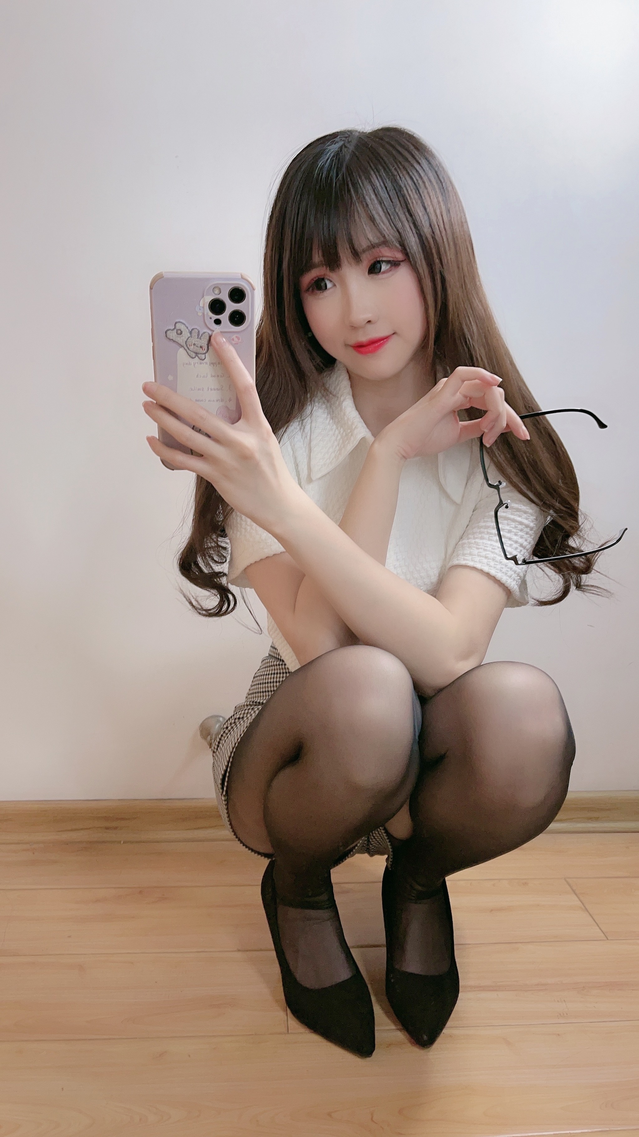 miko酱ww - NO.049 自拍系列mikoの黑丝3[185P]-XikXak